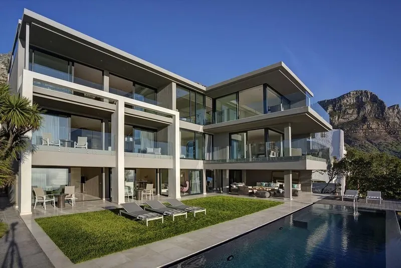 Main photo of Cb-One Luxury Stay hotel
