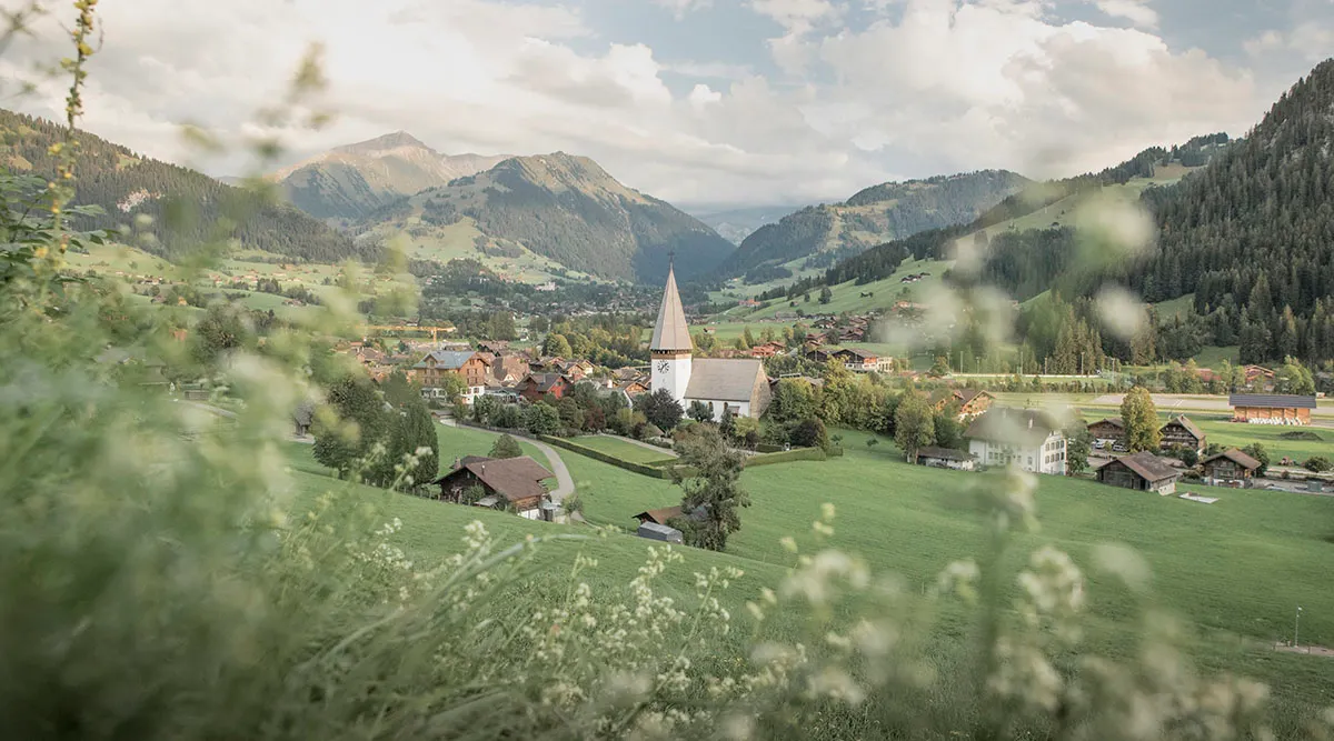 Switzerland Lakes and Mountains