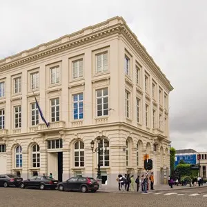 Magritte Museum - Royal Museums of Fine Arts