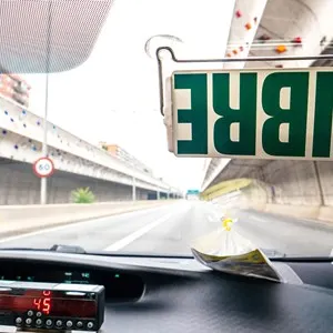 Taxi