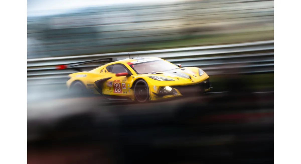 Paris and Le Mans 2027 Race Escapade