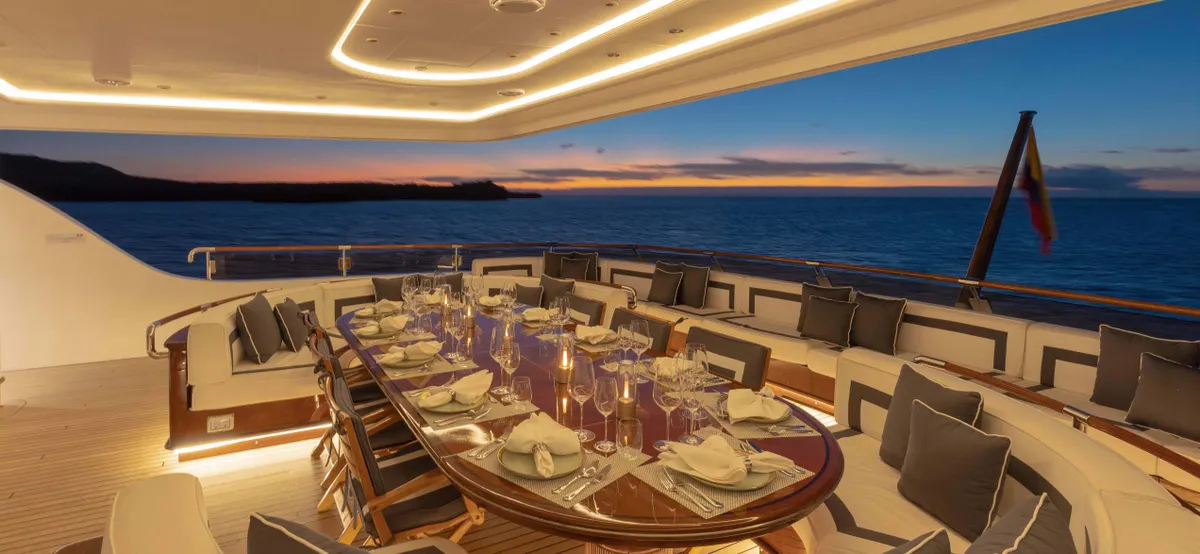 Ecuador and East Galapagos Sea Cruise 