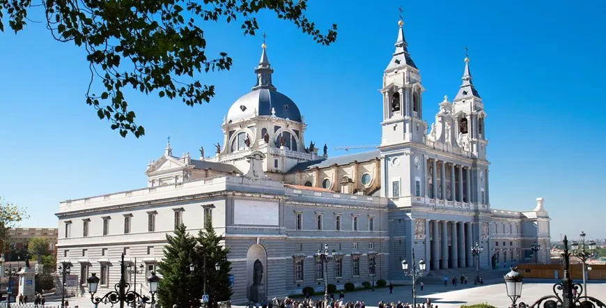 Classics of Spain Escorted Vacation
