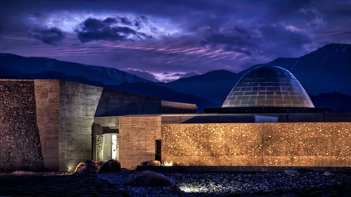 Patagonia Discovery through Wildlife Vineyards and Glaciers
