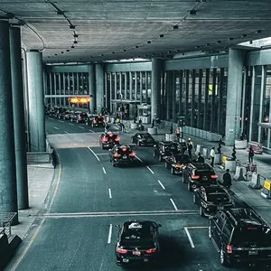 Toronto Pearson International Airport (YYZ)