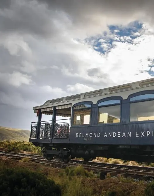 Spirit of the Water : A Great Rail Journey from Cusco to Lake Titicaca 