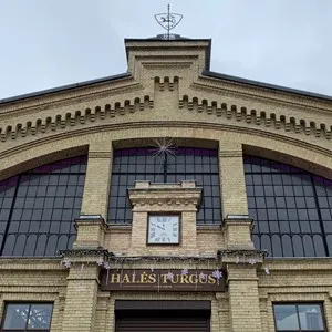 Halle Market