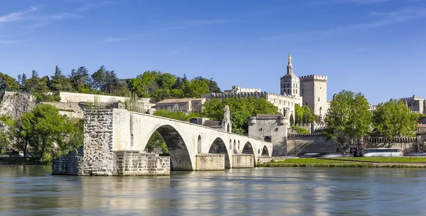 Paris Burgundy and Avignon Multi City Vacation