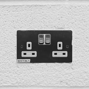 British plug