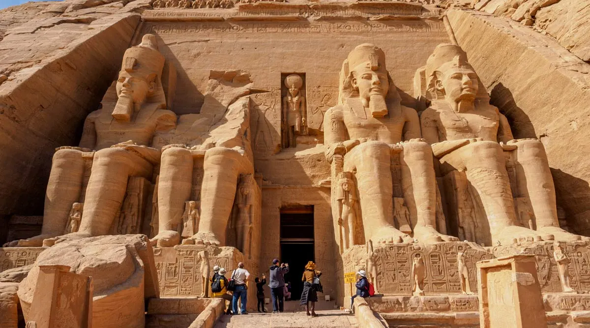Nile Cruise Egypt by Dahabiya with Abu Simbel 