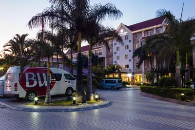 Photo 2 of Best Western Plus Paramount Hotel hotel