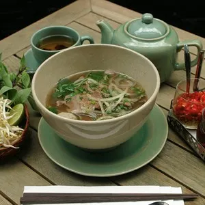 Saigón Noodle Bar