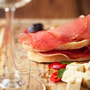 Le Bar à Vins de la Cité
