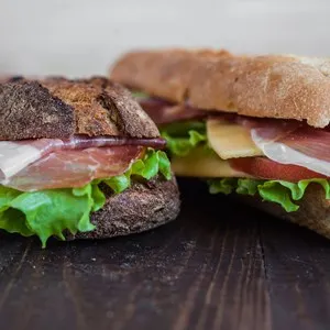 Aaron’s Deli