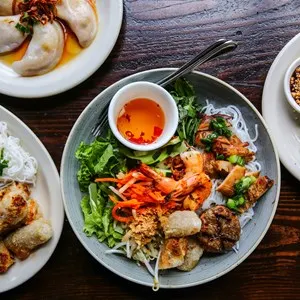 Luc Lac Vietnamese Kitchen