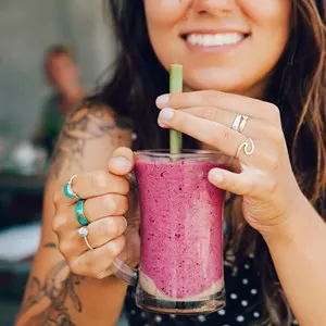 Girl holding a smoothie - Honolulu, Hawaii