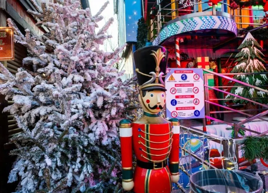 Festive Paris and London
