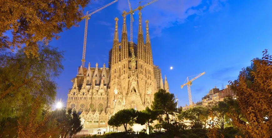 Paris and Barcelona Highlights