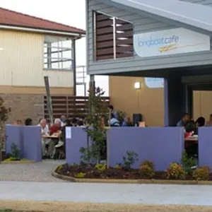 Long Boat Café