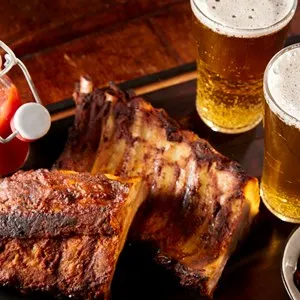 Smokin' Dave's BBQ & Brew