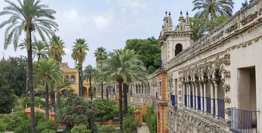 Discover Lisbon and Andalusia with Costa Del Sol