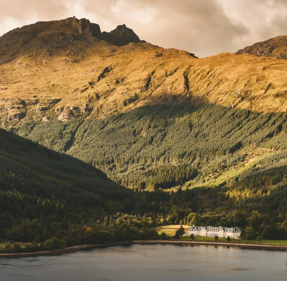 Great Rail Journey: Western Scenic Wonders Aboard Royal Scotsman 